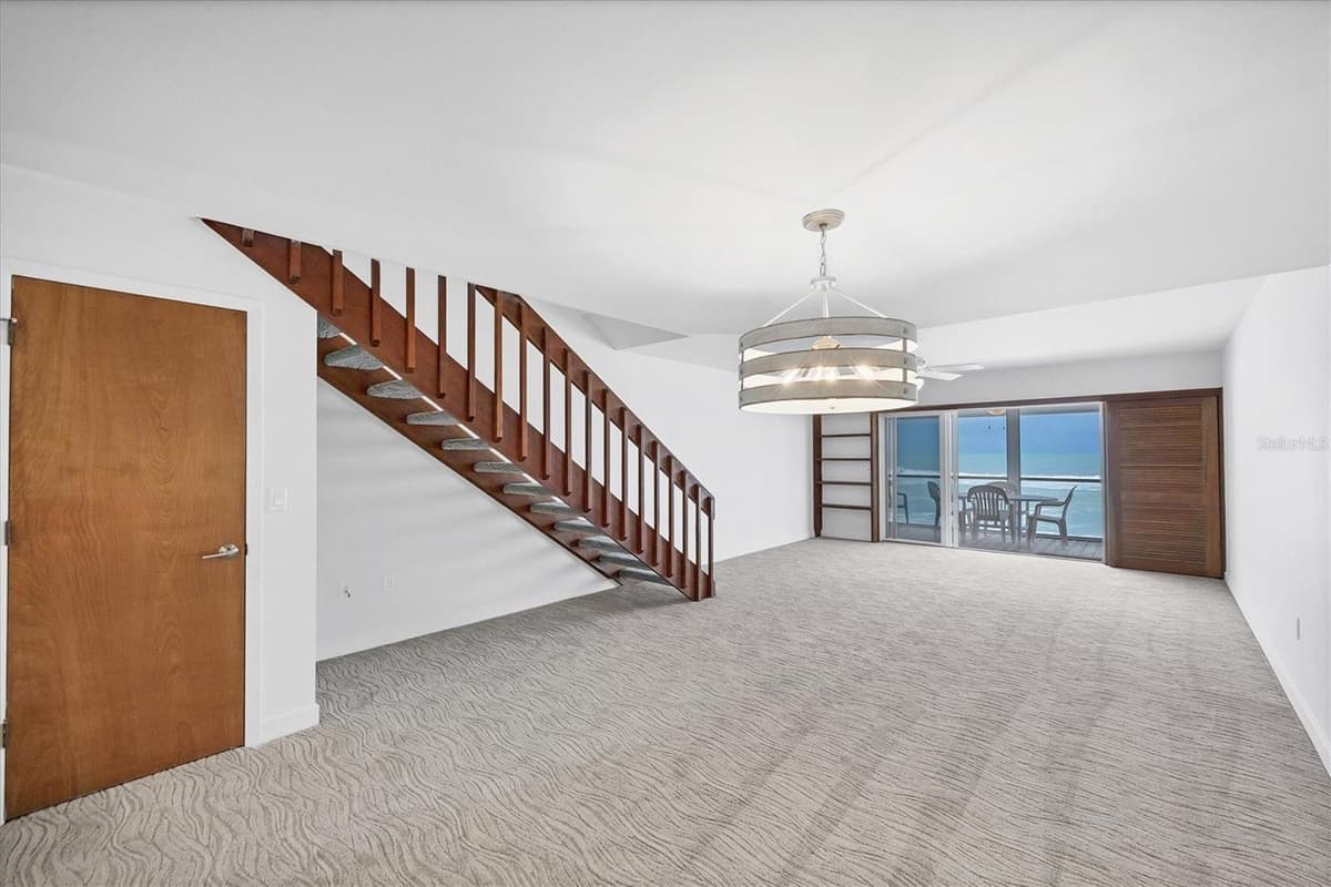 301 GULF BOULEVARD — photo 8 of 34