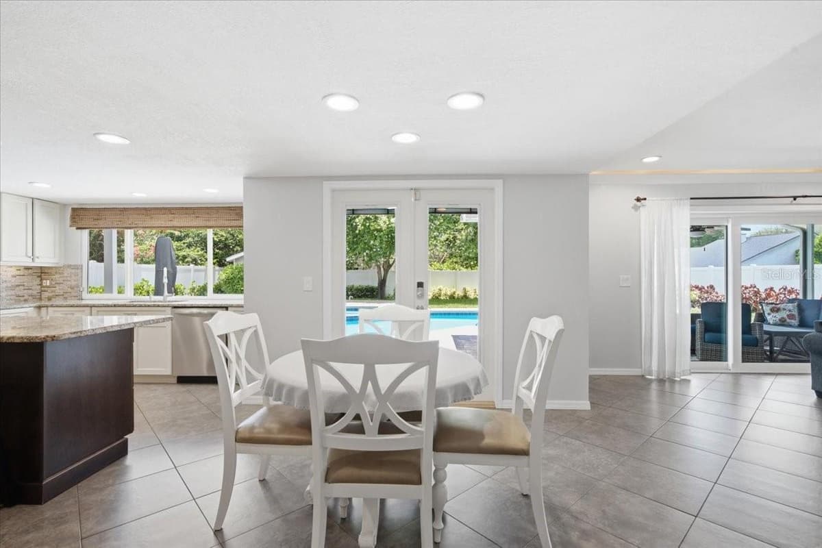 13101 BURNES LAKE DRIVE — photo 17 of 60