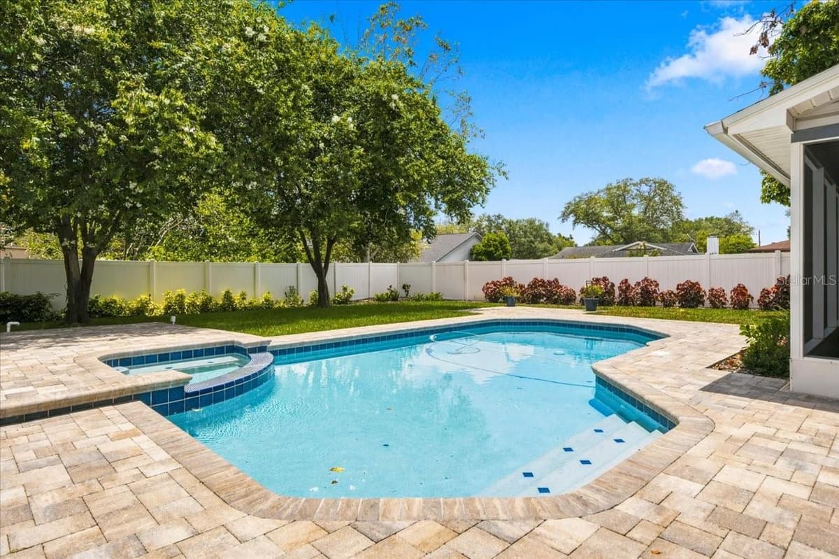 13101 BURNES LAKE DRIVE — photo 5 of 60
