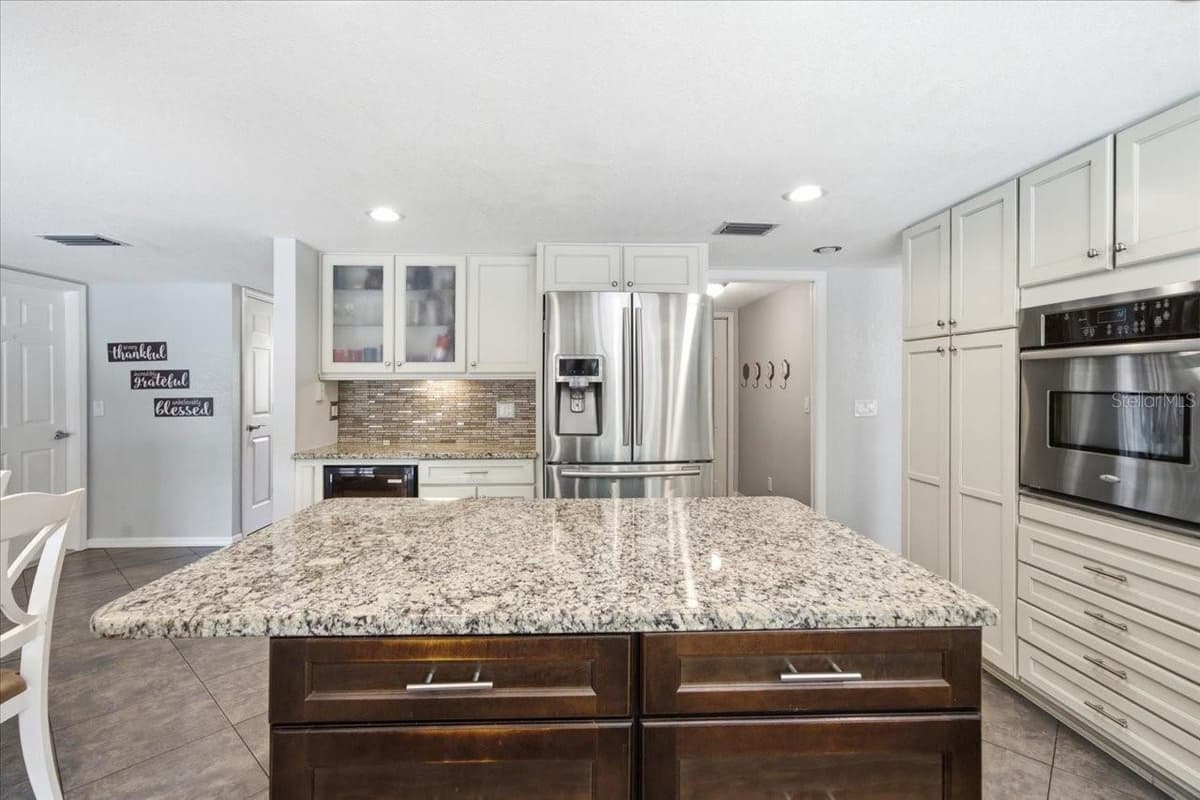 13101 BURNES LAKE DRIVE — photo 11 of 60