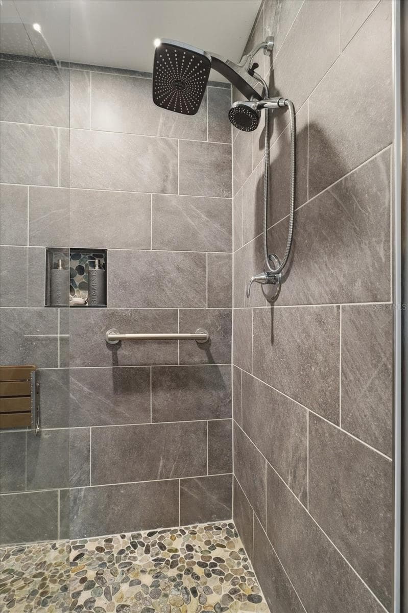 4370 AMHERST STREET — photo 18 of 35