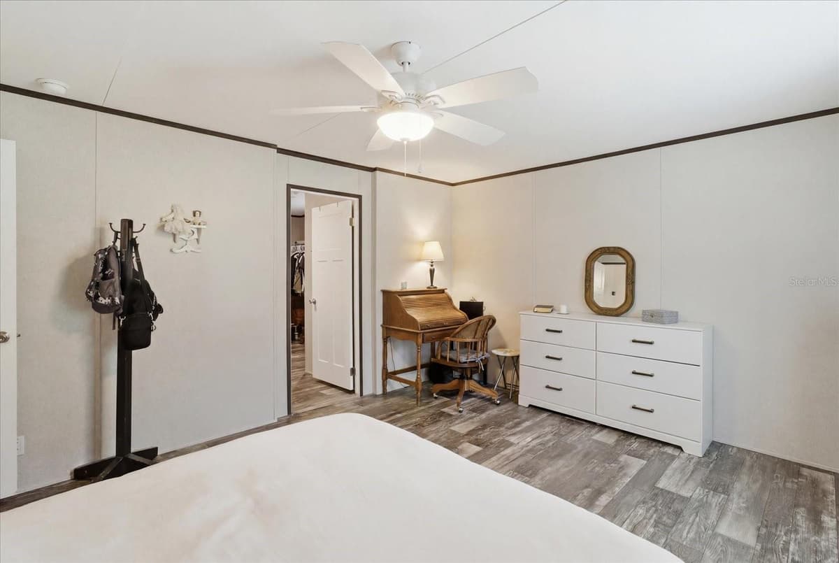 4370 AMHERST STREET — photo 15 of 35