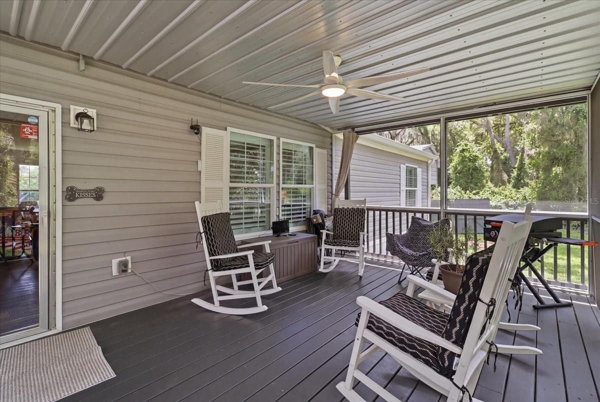 4370 AMHERST STREET — photo 5 of 35