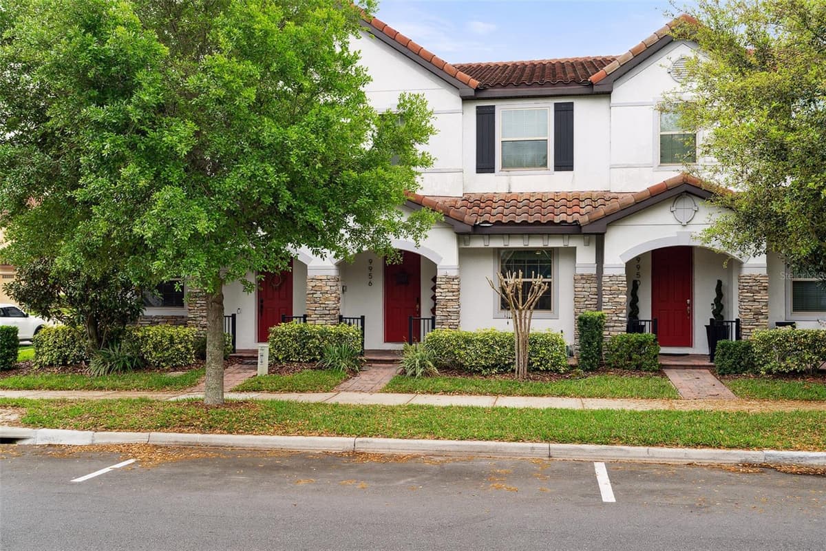 9956 EAGLE CREEK CENTER BLVD — photo 1 of 8