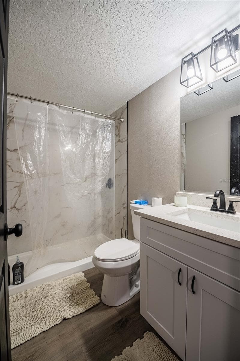 801 CLERMONT AVENUE — photo 12 of 25