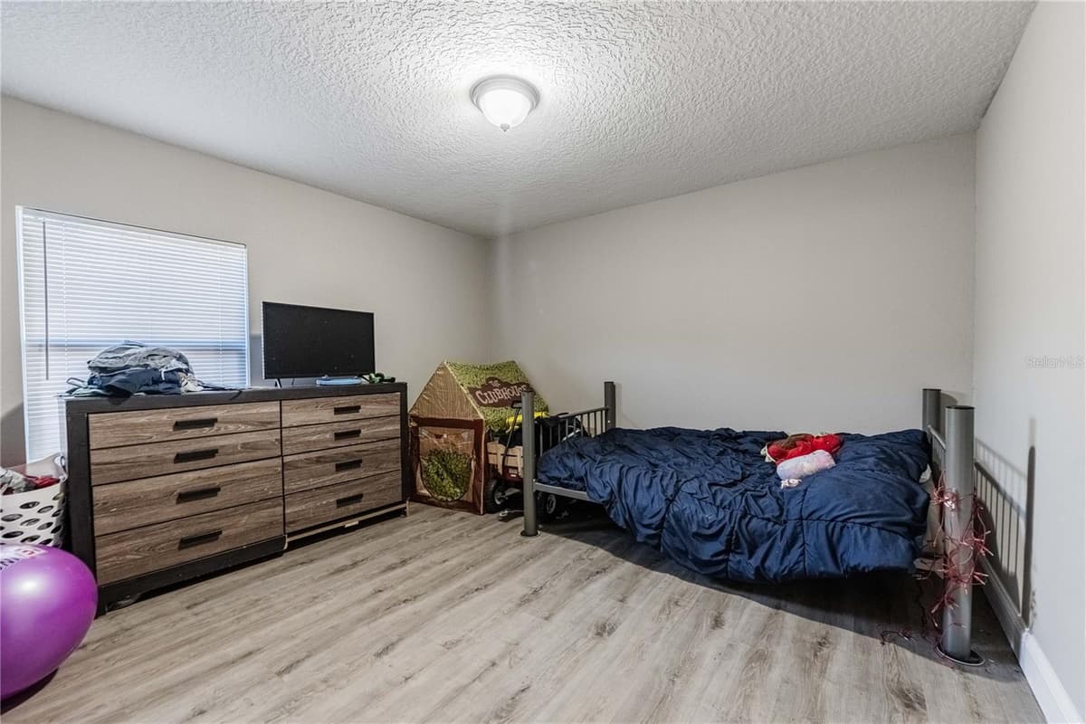 801 CLERMONT AVENUE — photo 13 of 25