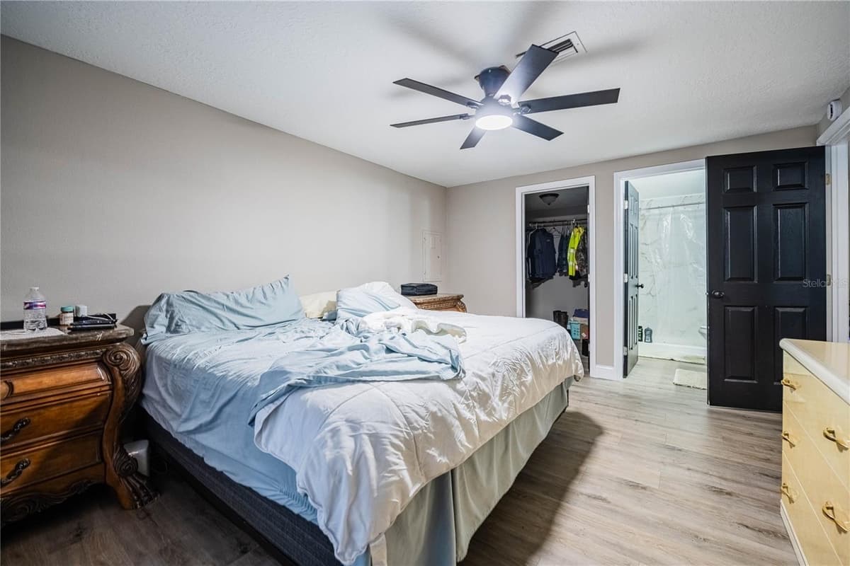 801 CLERMONT AVENUE — photo 10 of 25
