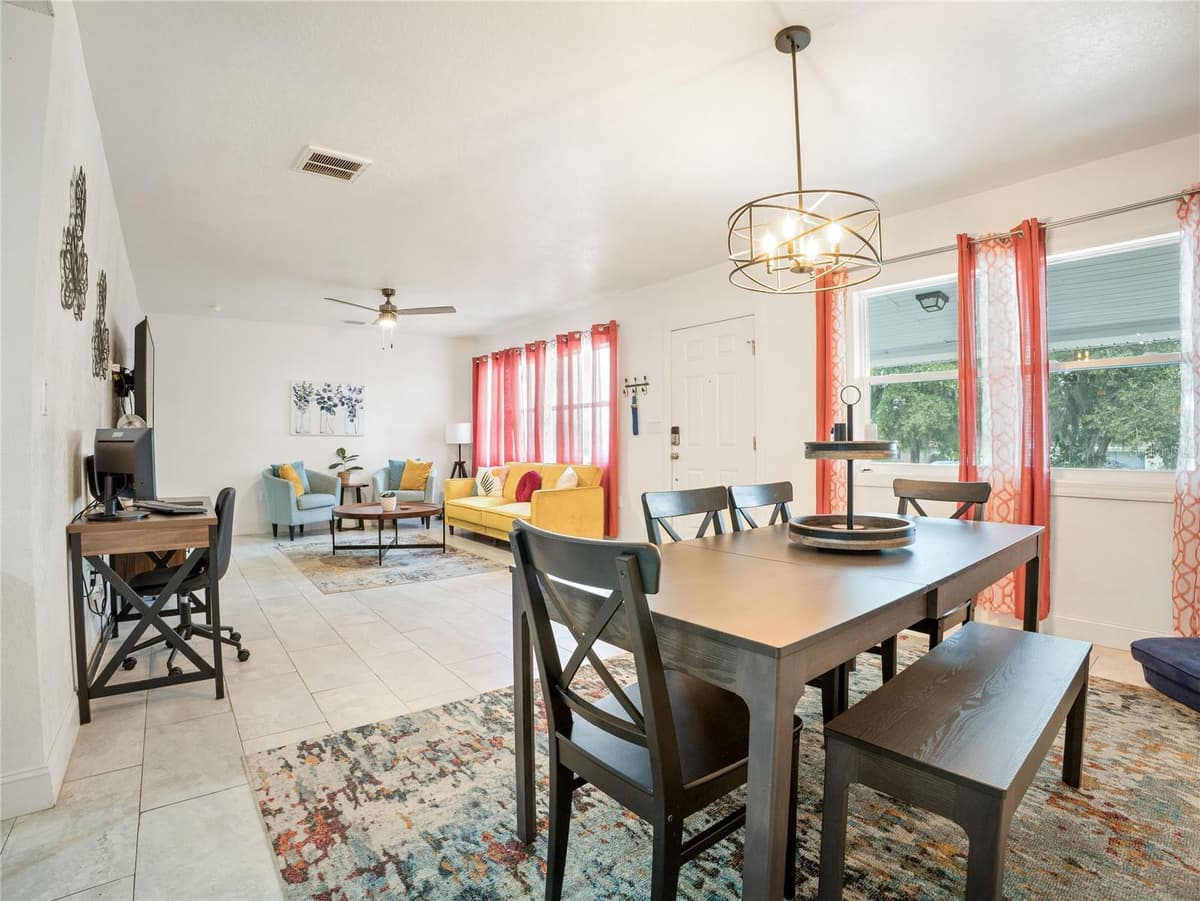 208 WINTHROP STREET — photo 7 of 24