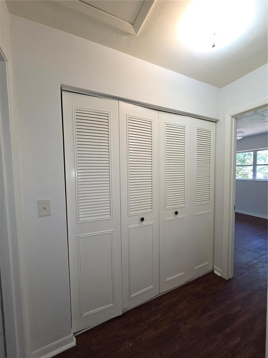 9091 GOLFVIEW DRIVE — photo 39 of 46