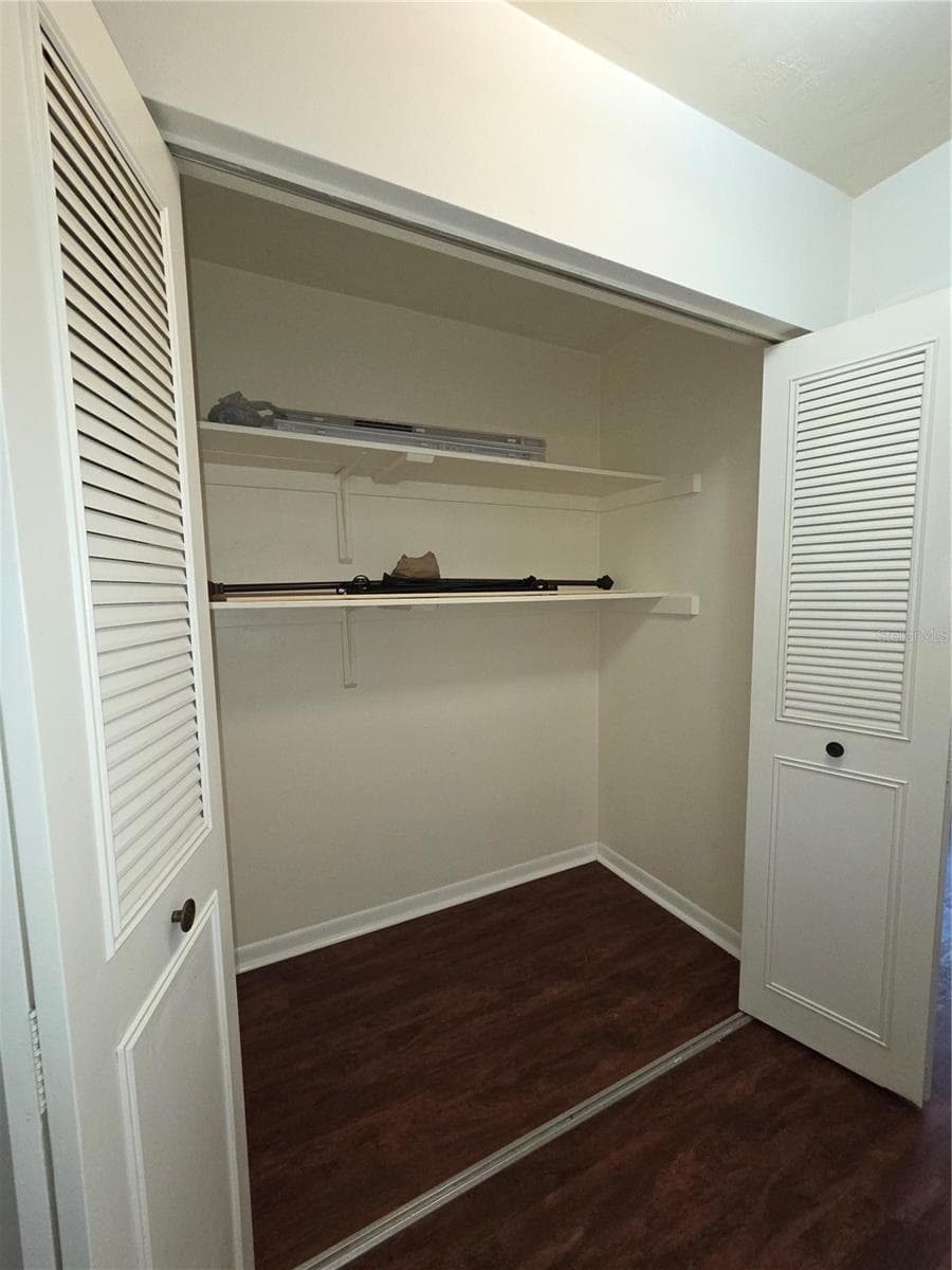 9091 GOLFVIEW DRIVE — photo 30 of 46