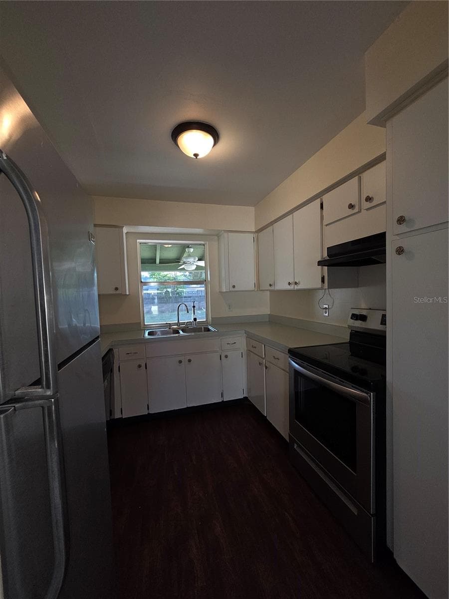 9091 GOLFVIEW DRIVE — photo 27 of 46