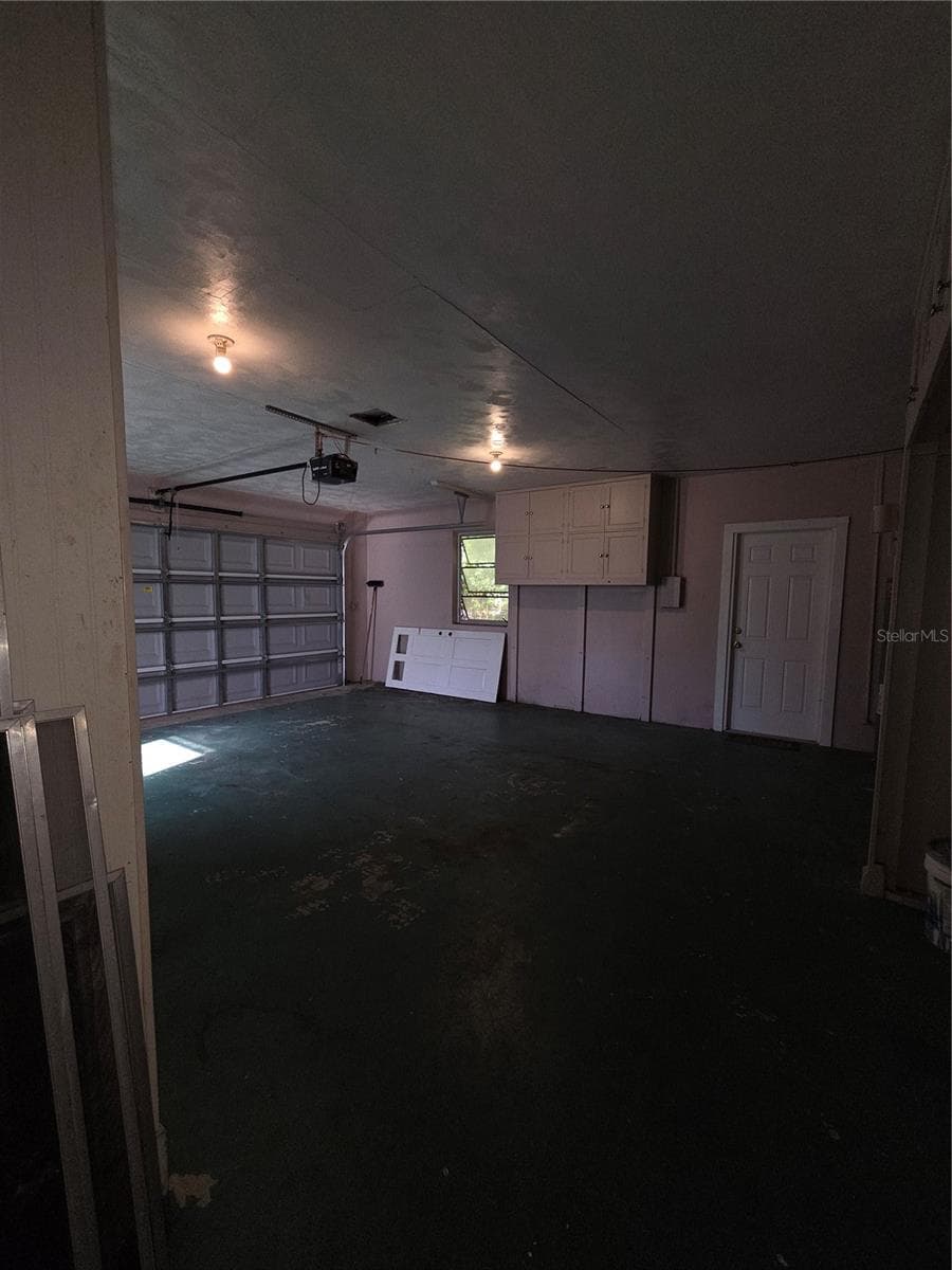 9091 GOLFVIEW DRIVE — photo 41 of 46