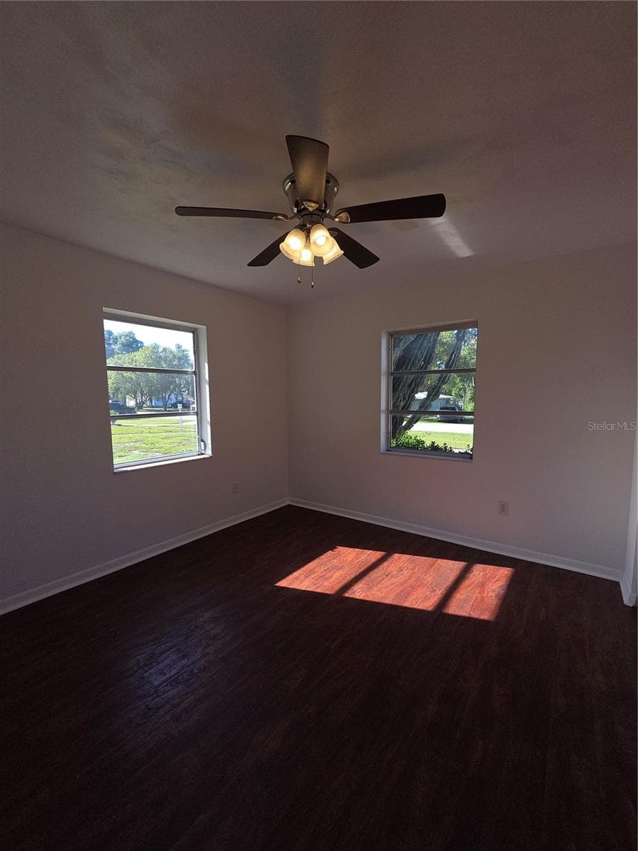 9091 GOLFVIEW DRIVE — photo 23 of 46
