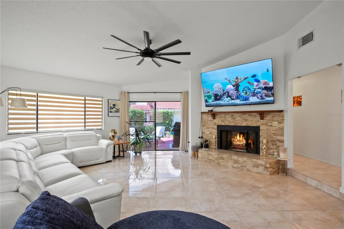 655 NIGHTHAWK CIRCLE — photo 12 of 39
