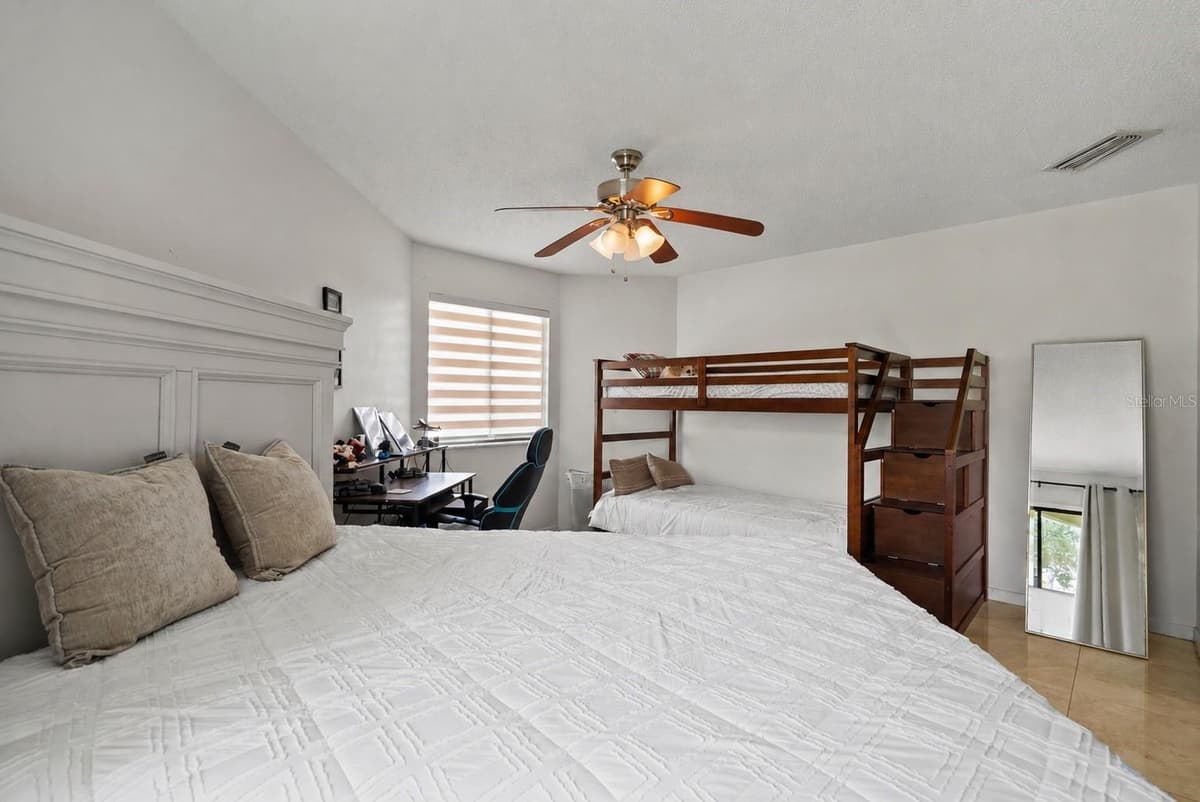 655 NIGHTHAWK CIRCLE — photo 32 of 39