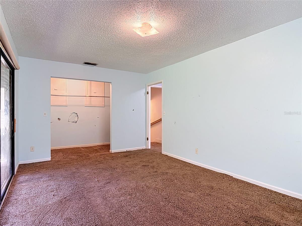 24930 AVENUE C — photo 28 of 68
