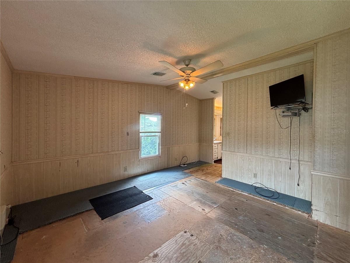 2541 AMYRIS COURT — photo 22 of 37