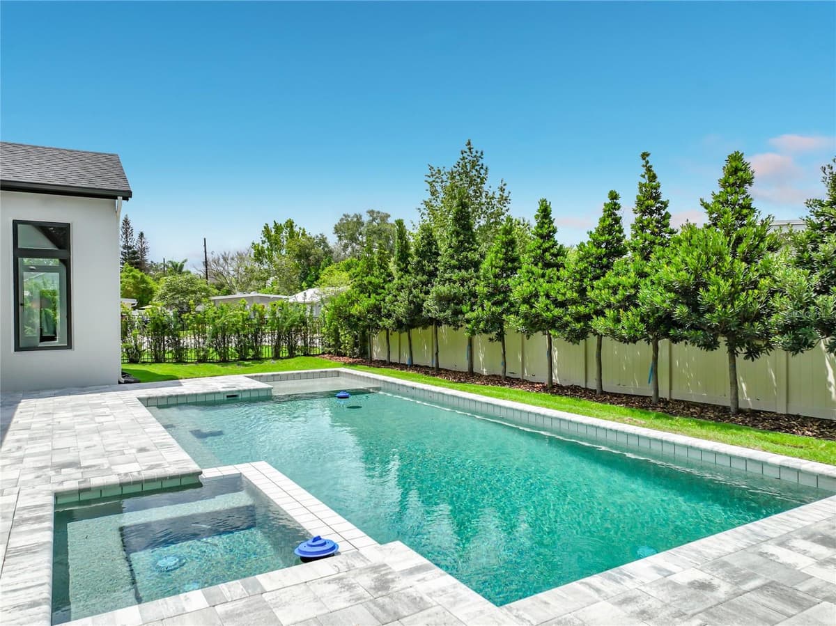 2905 PARKLAND DRIVE — photo 95 of 98