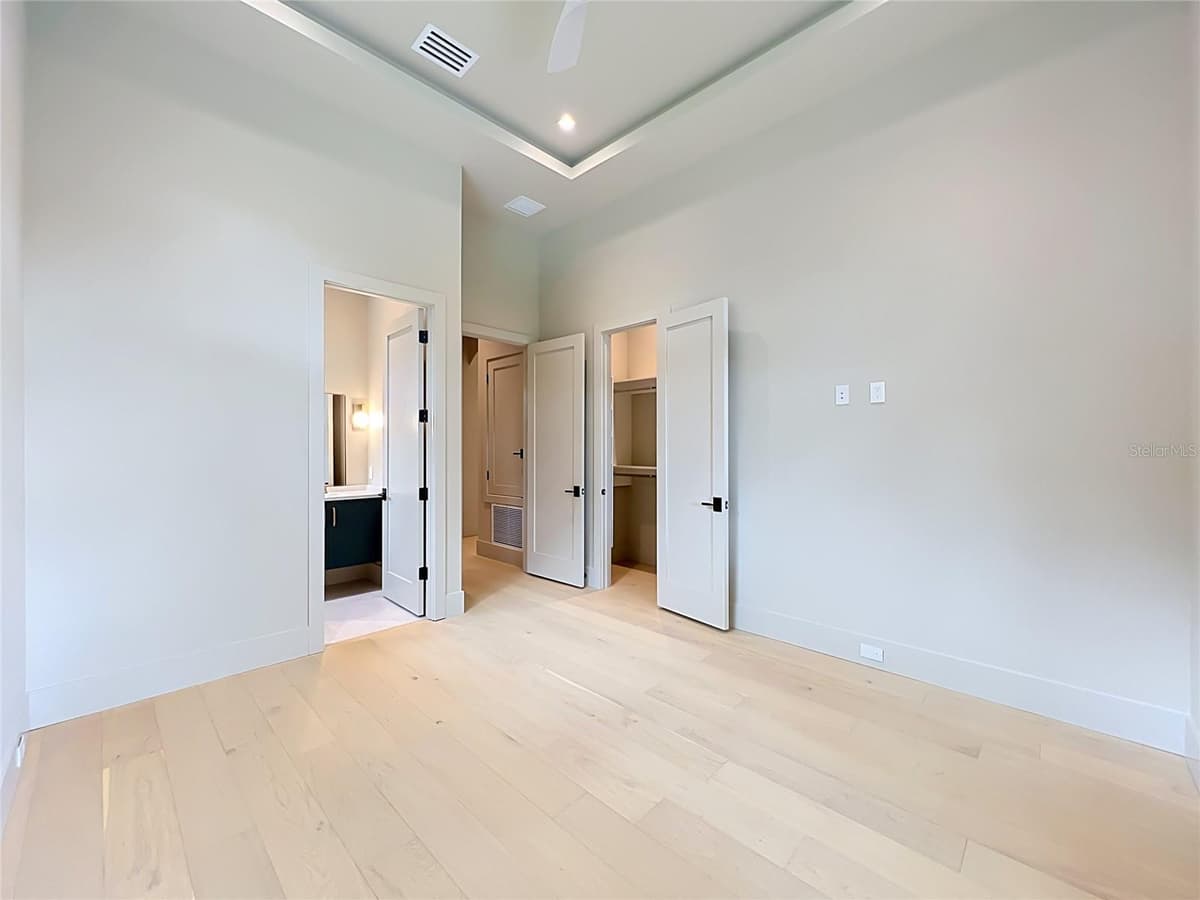 2905 PARKLAND DRIVE — photo 66 of 98