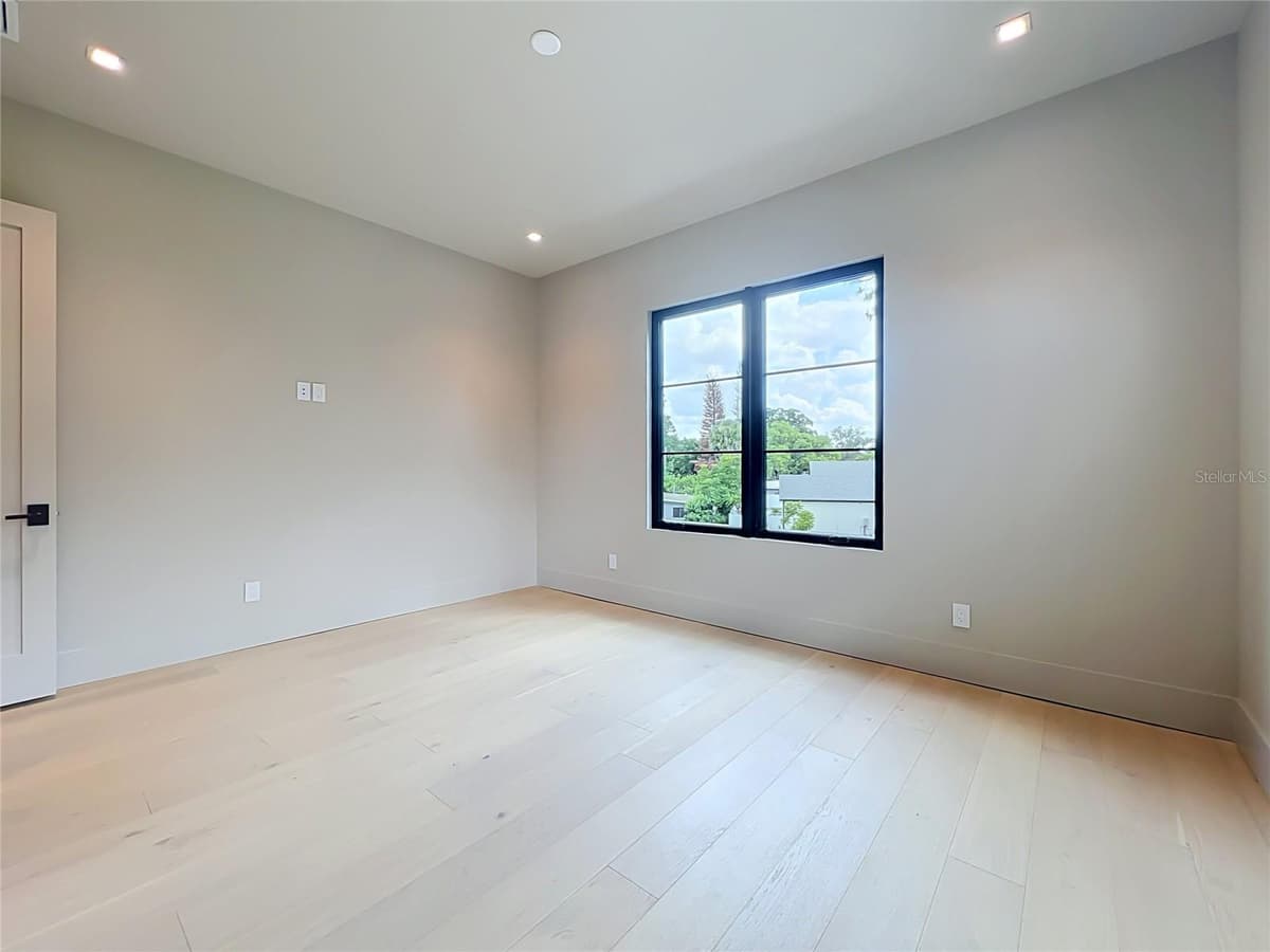 2905 PARKLAND DRIVE — photo 77 of 98