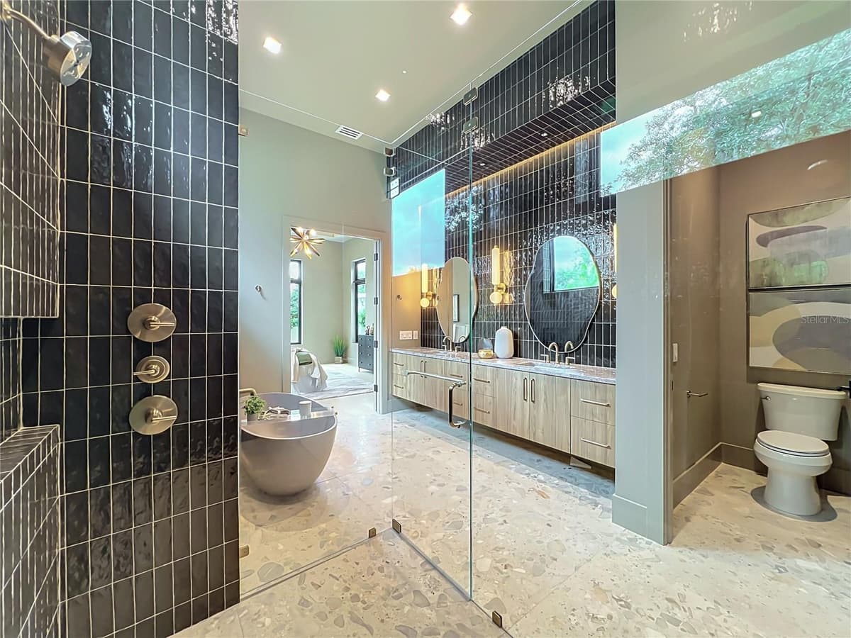 2905 PARKLAND DRIVE — photo 54 of 98