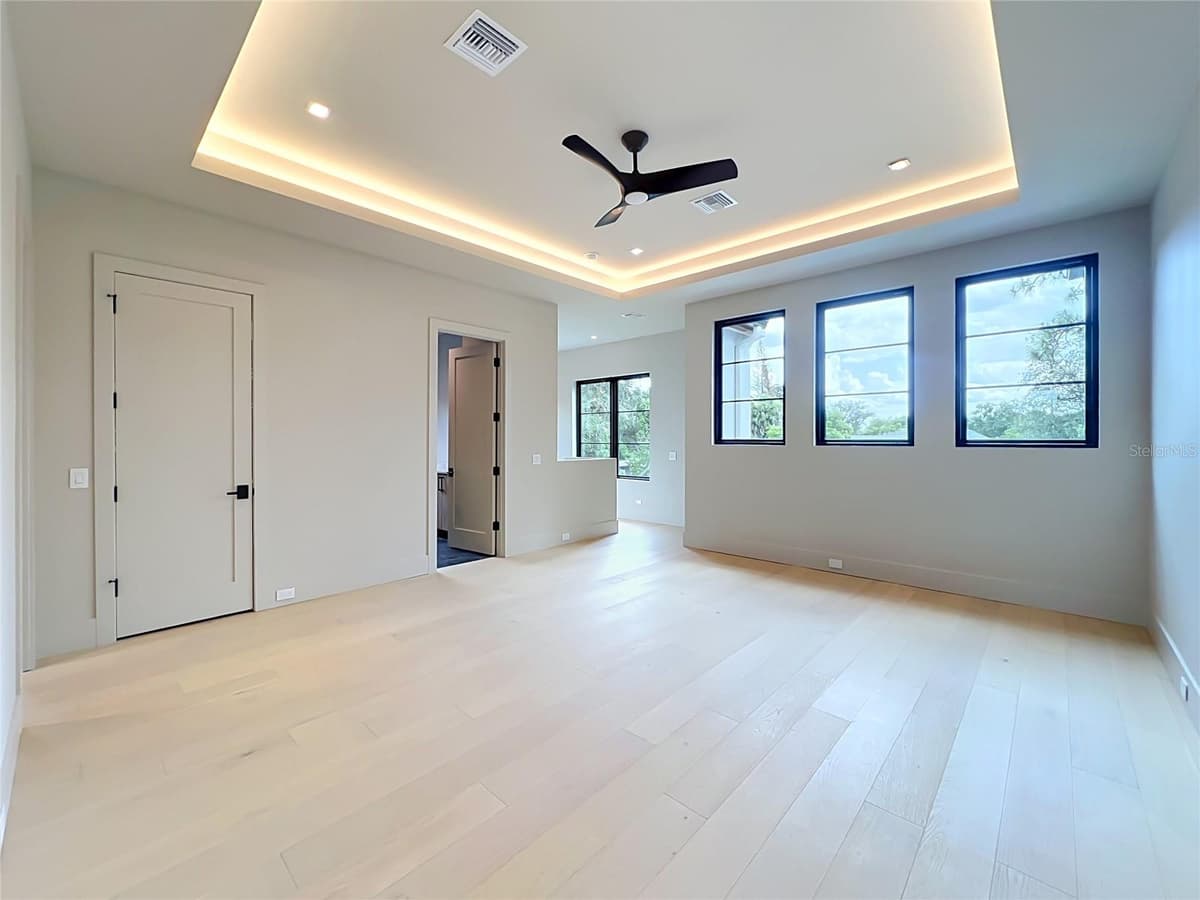 2905 PARKLAND DRIVE — photo 64 of 98