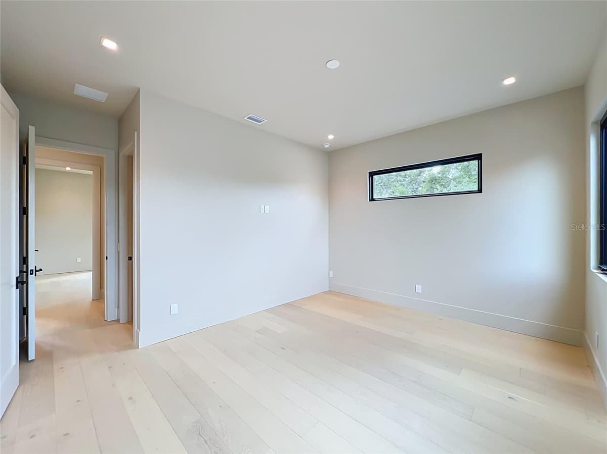 2905 PARKLAND DRIVE — photo 73 of 98