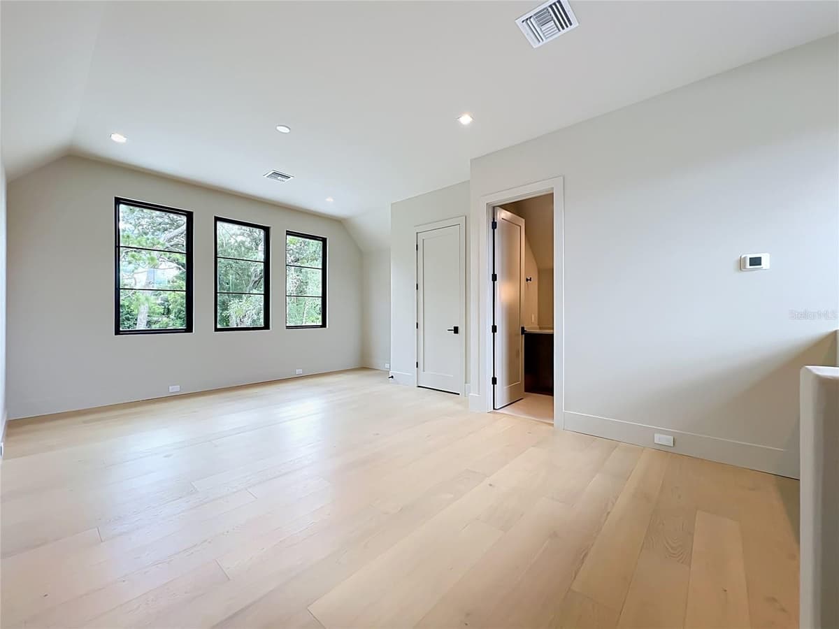 2905 PARKLAND DRIVE — photo 80 of 98