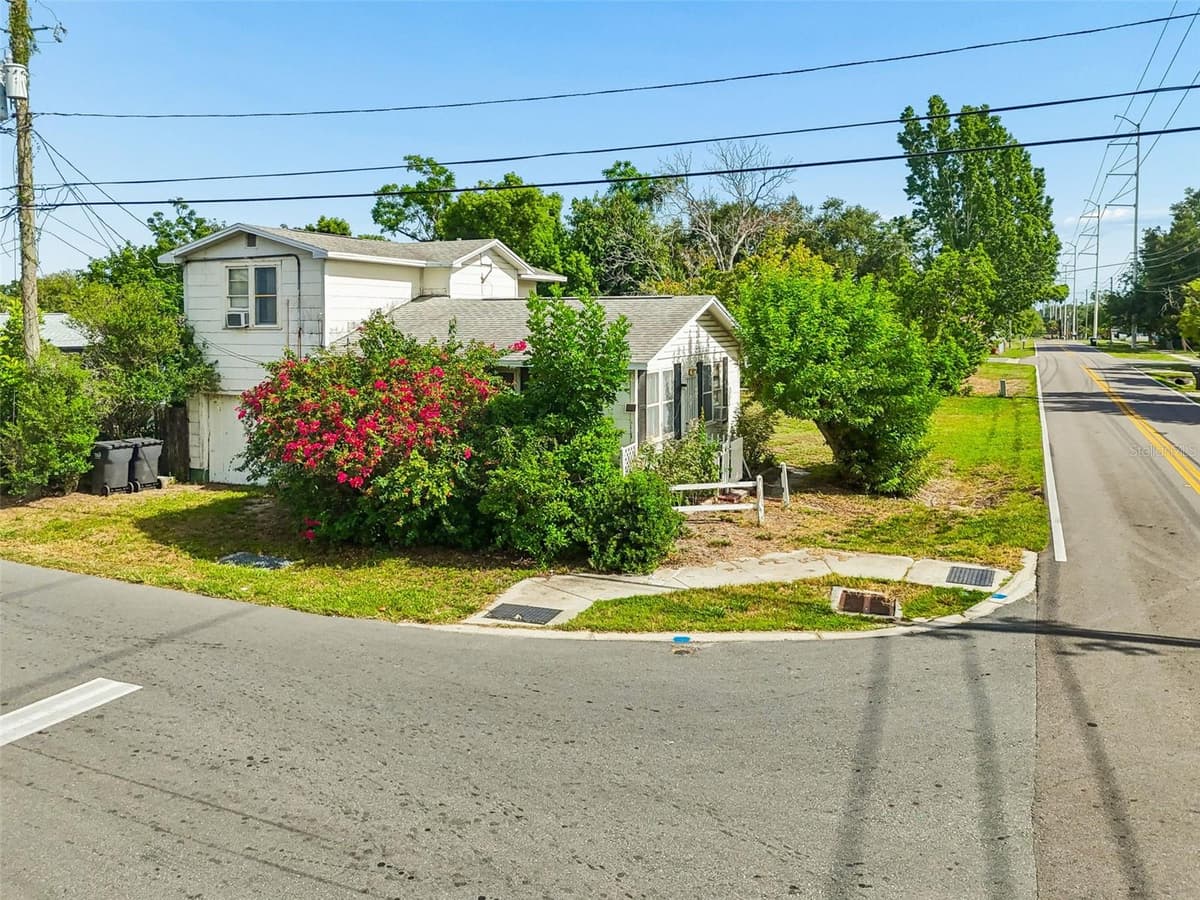 5800 28TH STREET — photo 1 of 12