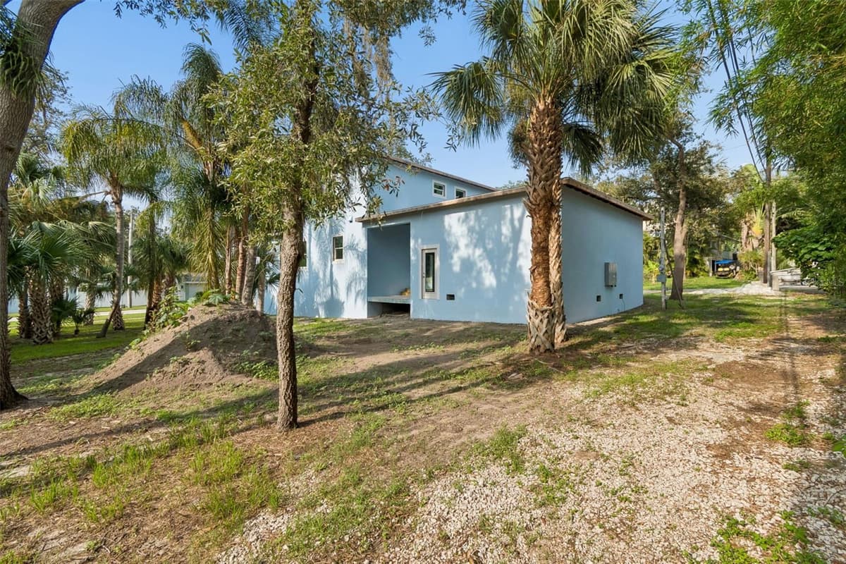 383 GEORGIA AVENUE — photo 11 of 63