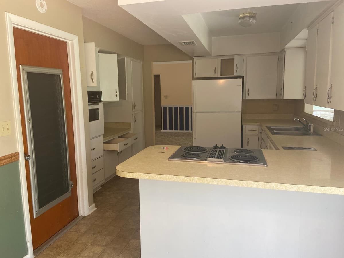 4059 LINWOOD TERRACE — photo 3 of 17