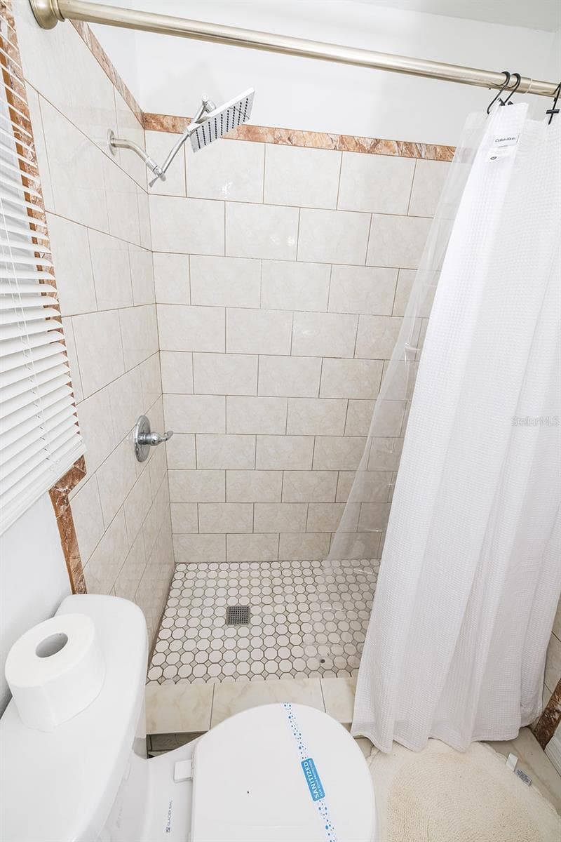 10330 TURKEY LAKE ROAD — photo 27 of 31