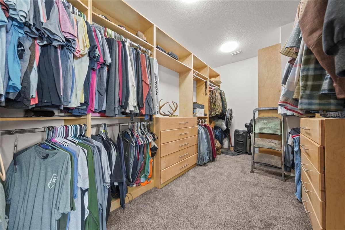 4664 HICKORY TREE LN — photo 47 of 91