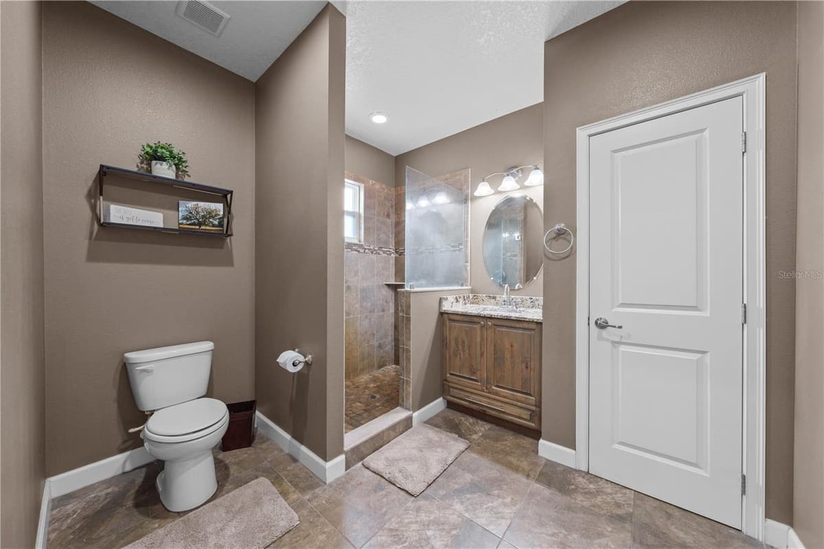 4664 HICKORY TREE LN — photo 40 of 91