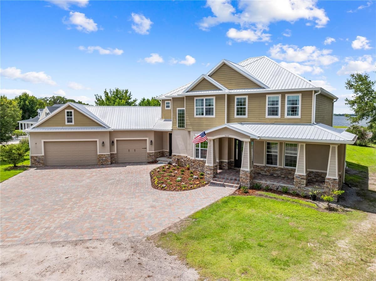 4664 HICKORY TREE LN — photo 3 of 91
