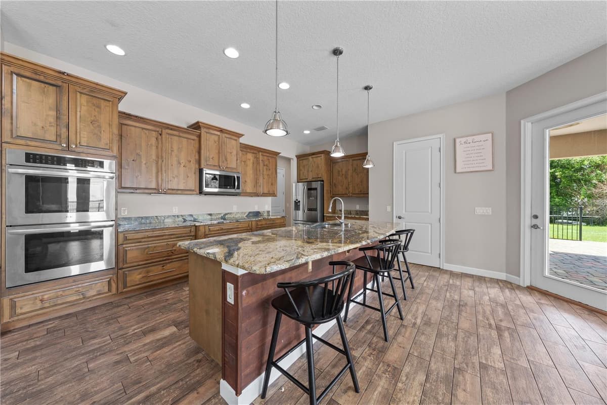 4664 HICKORY TREE LN — photo 31 of 91
