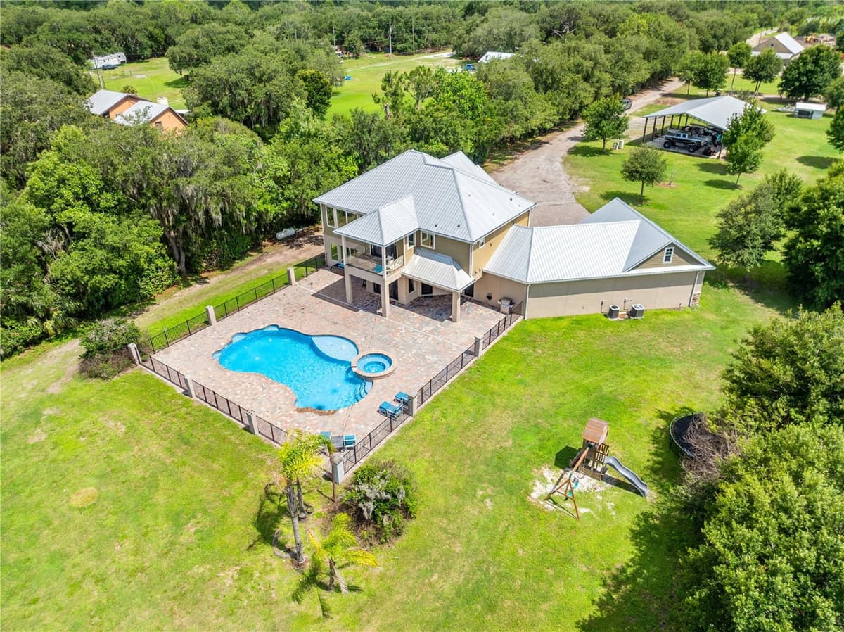 4664 HICKORY TREE LN — photo 85 of 91