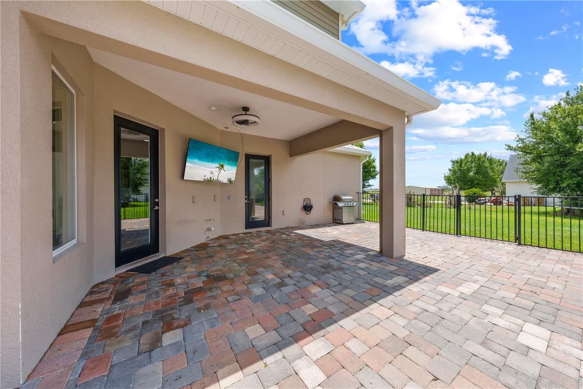 4664 HICKORY TREE LN — photo 69 of 91
