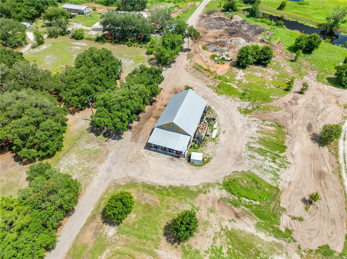 4664 HICKORY TREE LN — photo 86 of 91