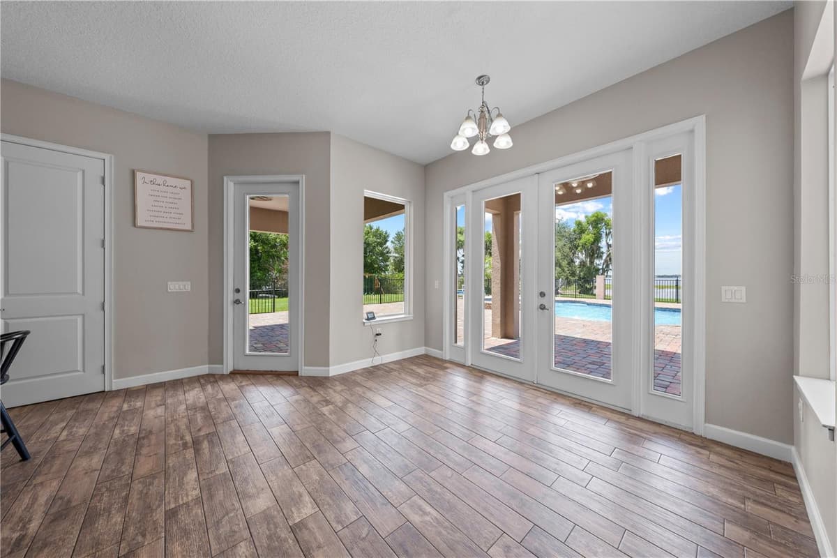 4664 HICKORY TREE LN — photo 32 of 91