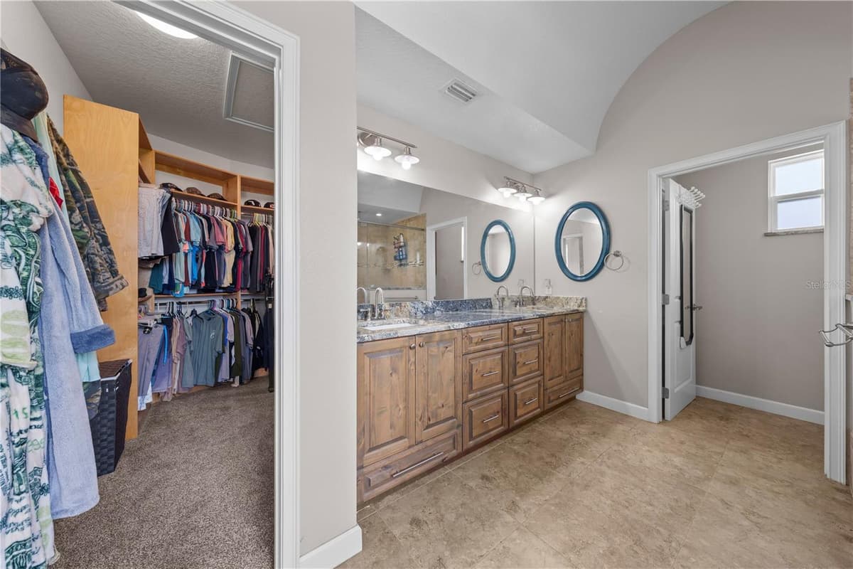 4664 HICKORY TREE LN — photo 46 of 91