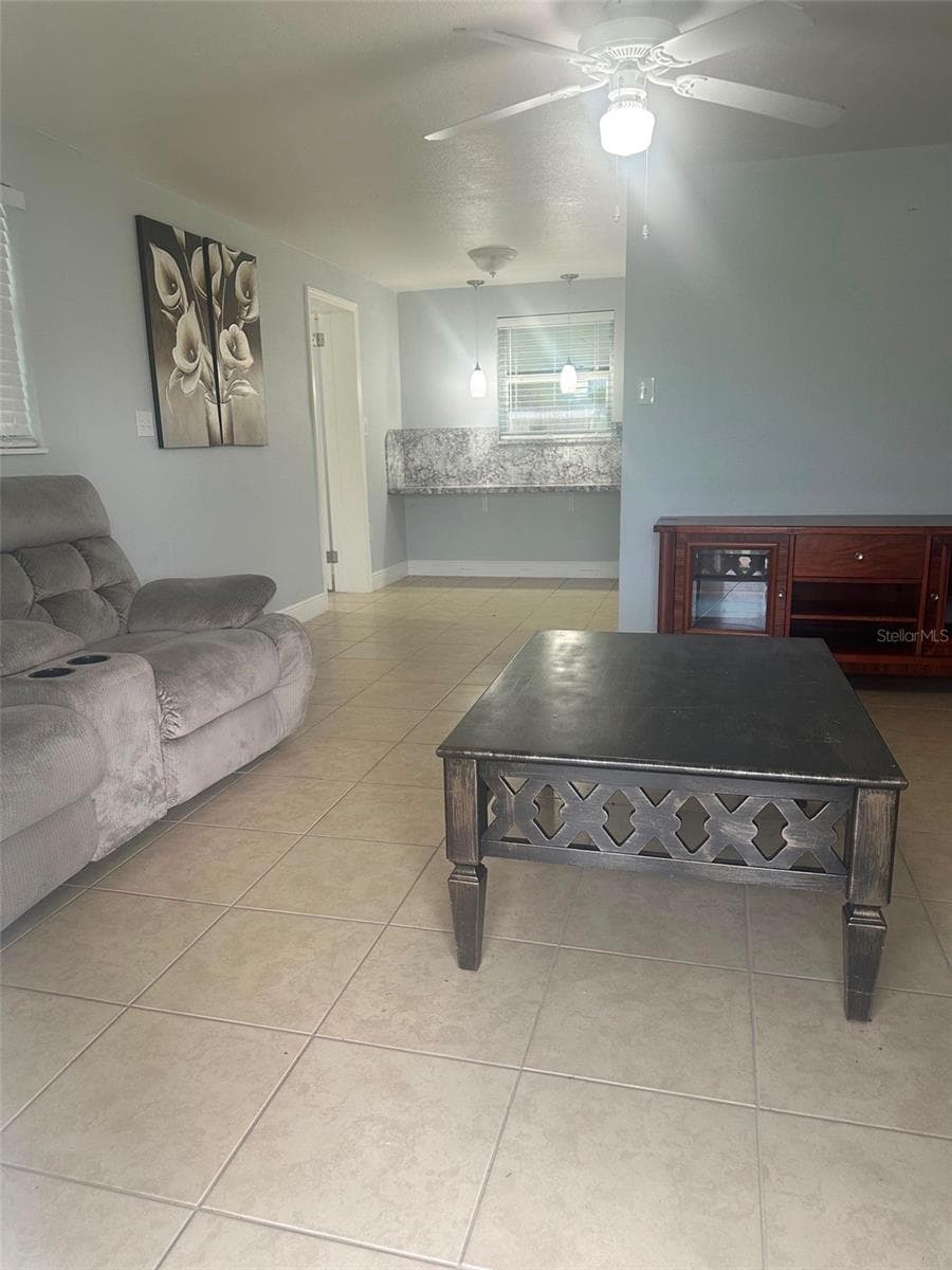 2106 AVALON ROAD — photo 3 of 10
