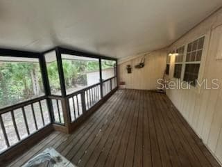 526 KINGS CREEK CIRCLE — photo 16 of 20