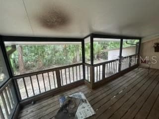 526 KINGS CREEK CIRCLE — photo 19 of 20
