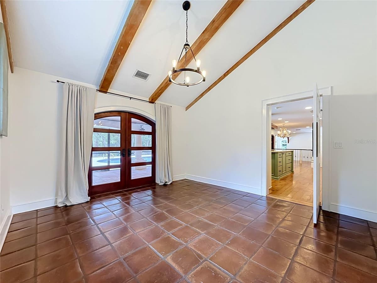 1850 OAK CREEK DRIVE — photo 12 of 72