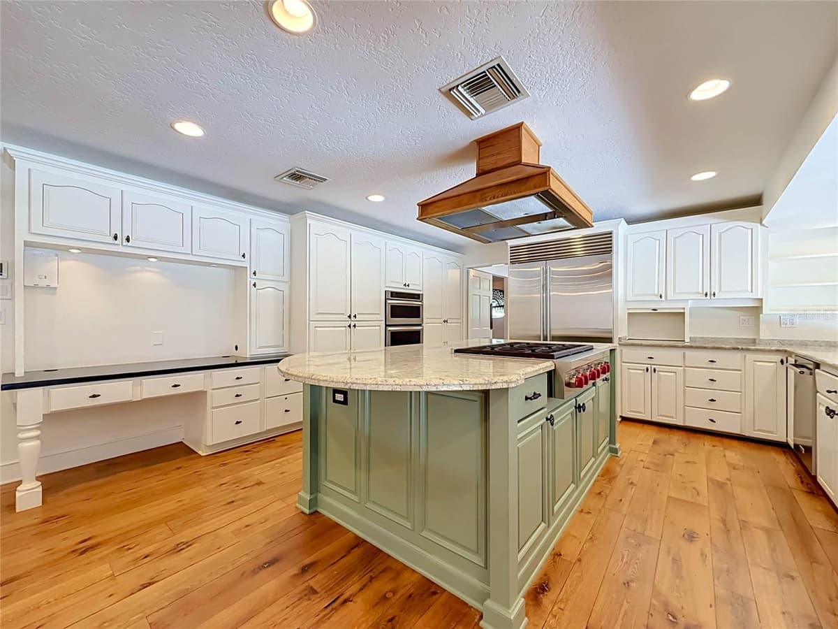 1850 OAK CREEK DRIVE — photo 19 of 72