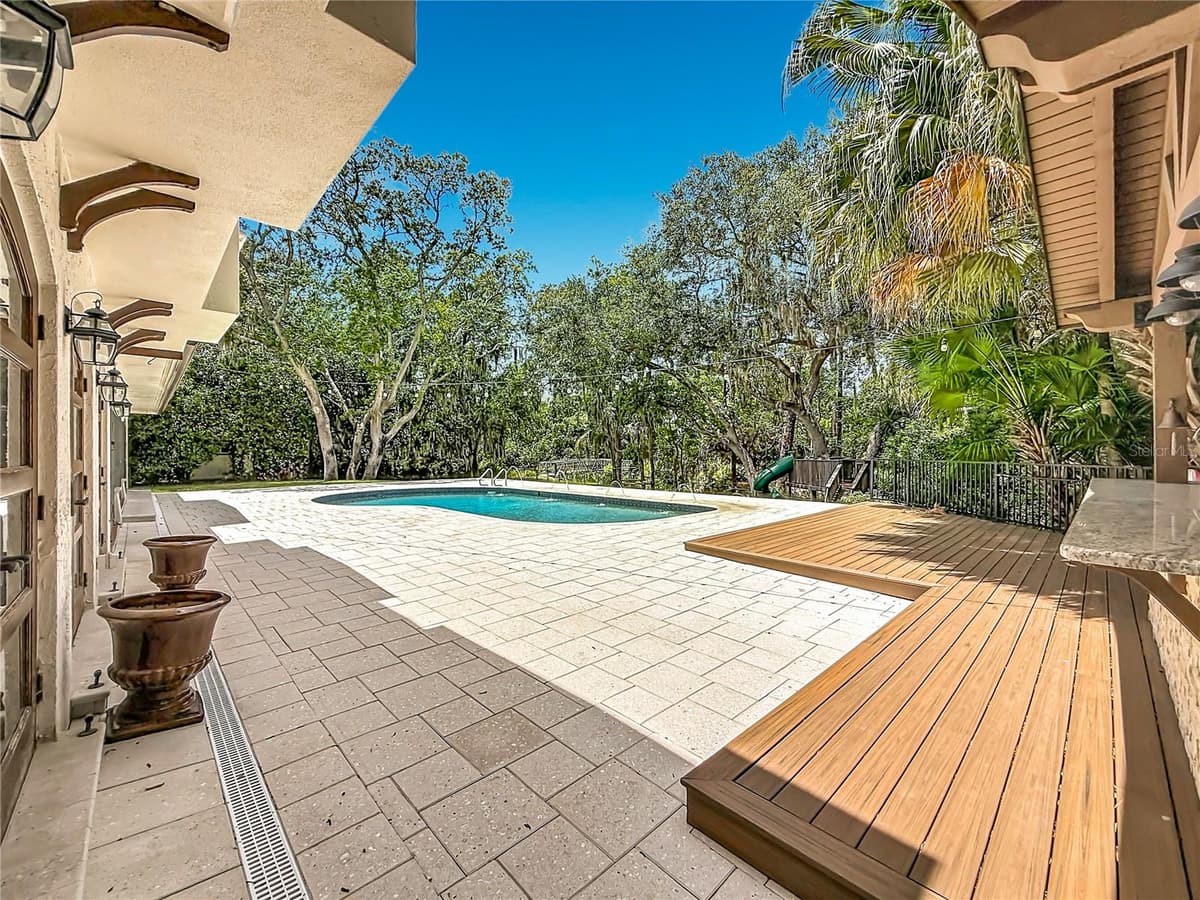 1850 OAK CREEK DRIVE — photo 59 of 72