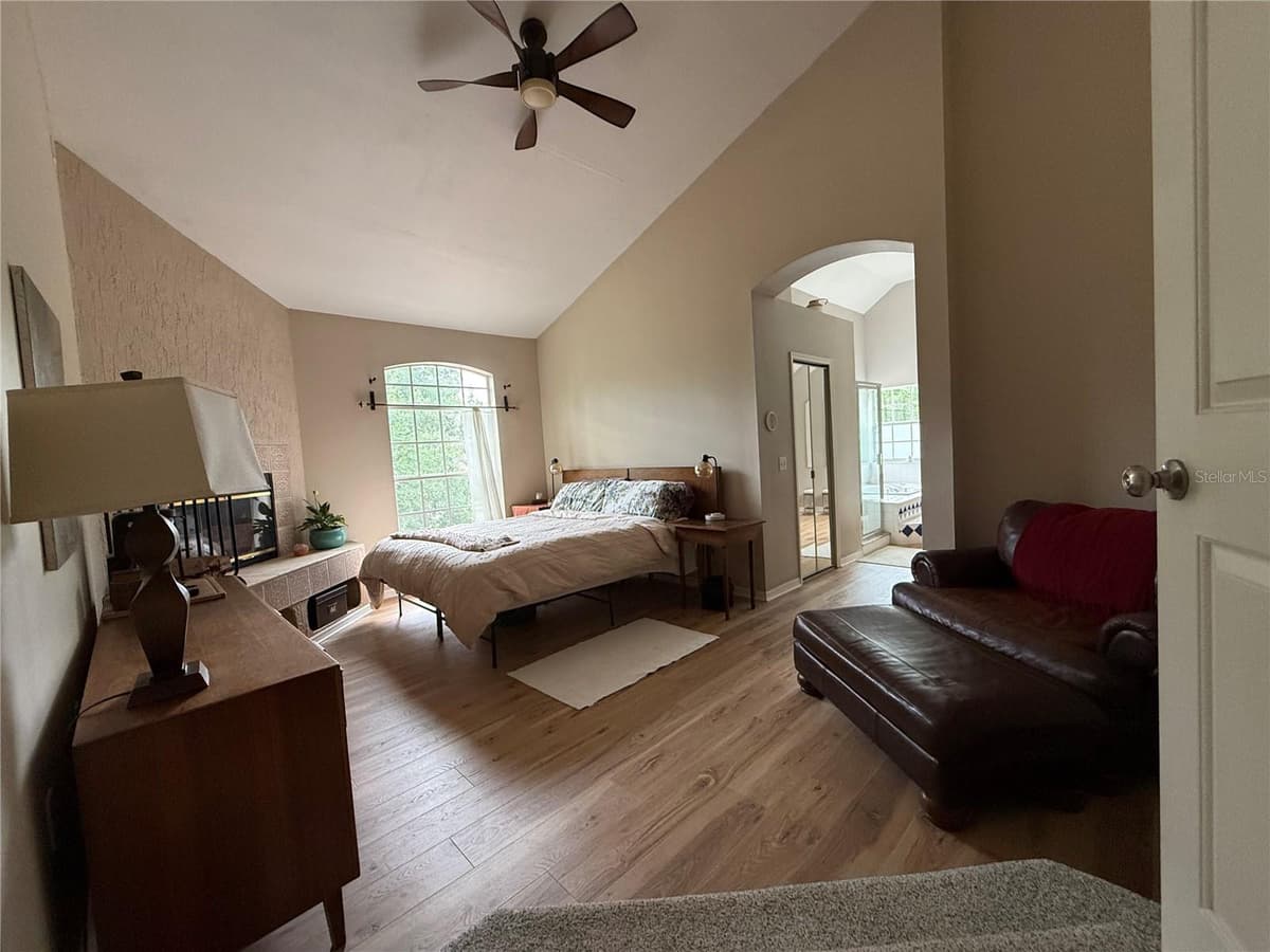 1701 BRIDLEWALK COURT — photo 16 of 24