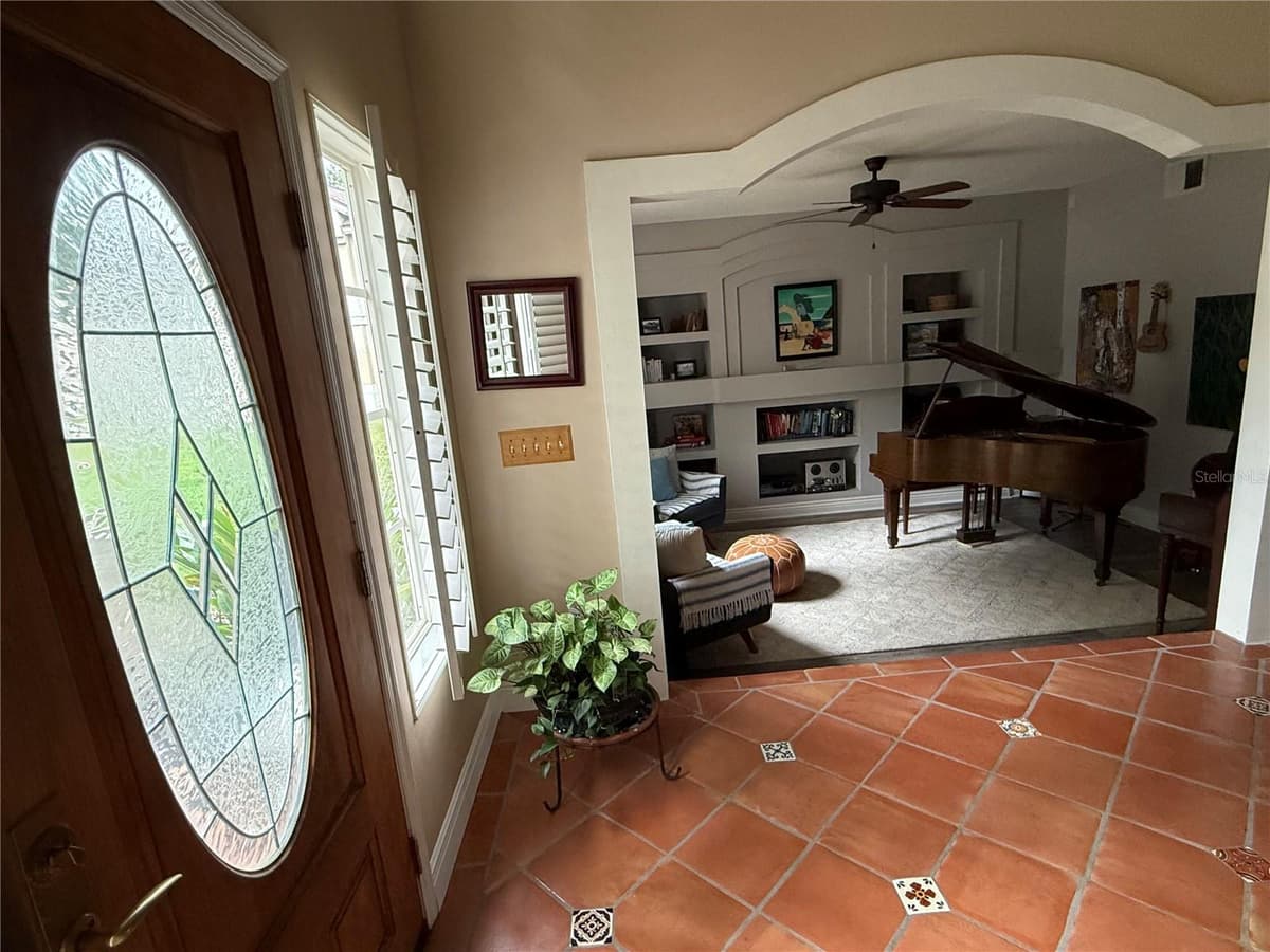 1701 BRIDLEWALK COURT — photo 3 of 24
