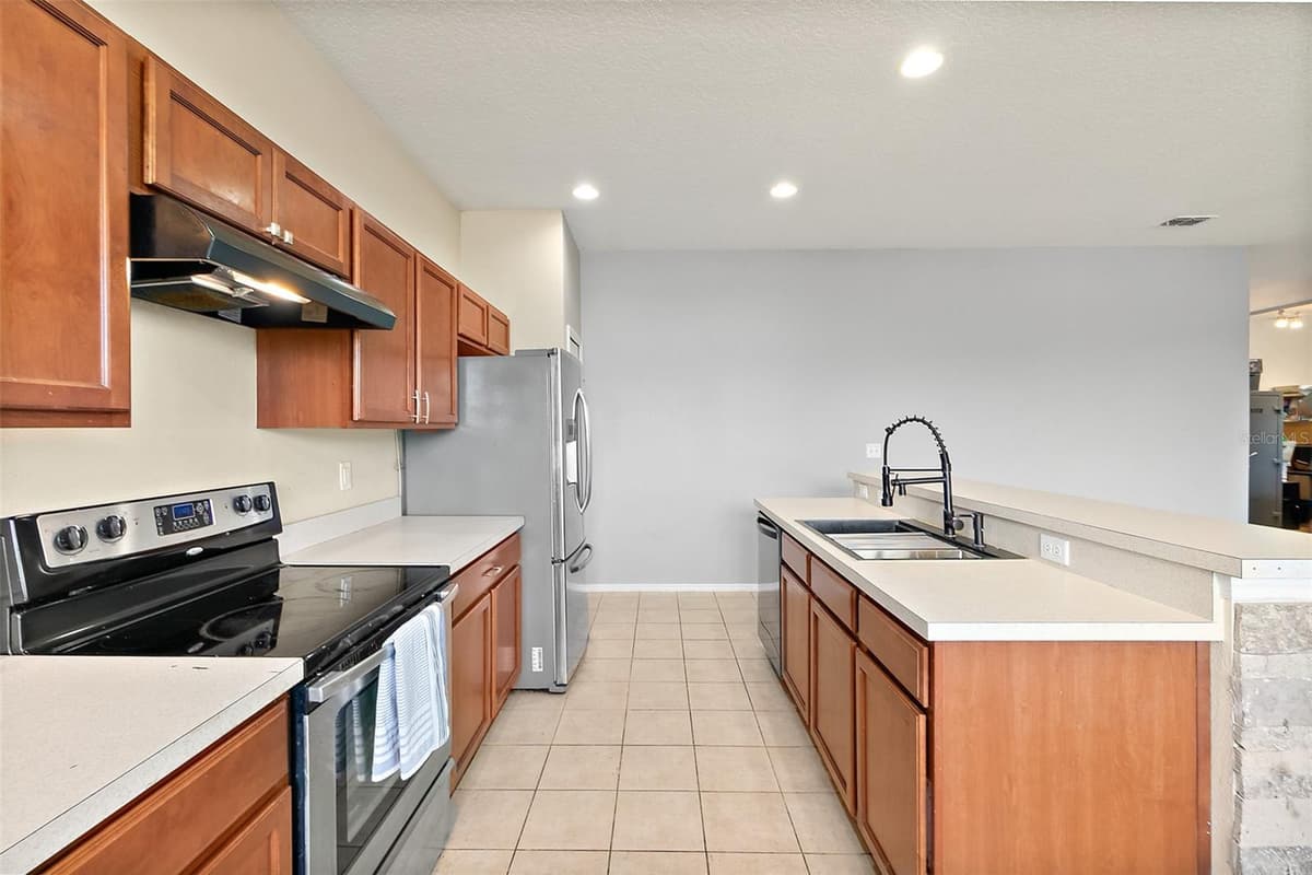 131 MULBERRY BRANCH COURT — photo 24 of 55